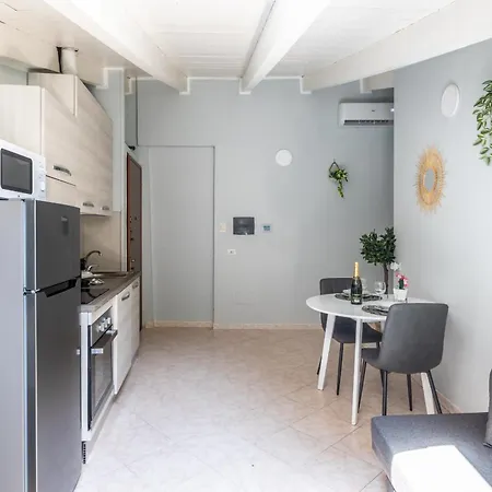 Tiny House With Parking
